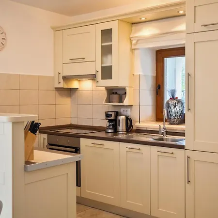 Rustic Casa Mate With 2 Bedrooms In Tinjan * Kringa