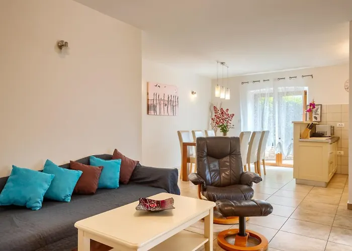 Villa Rustic Casa Mate With 2 Bedrooms In Tinjan *
