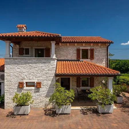 Rustic Casa Mate With 2 Bedrooms In Tinjan Willa Kringa